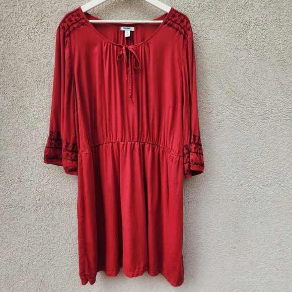 OLD NAVY Women’s Dress XXL 2XL Red Embroidered Elastic Waist Front Tie Midi - Picture 1 of 10